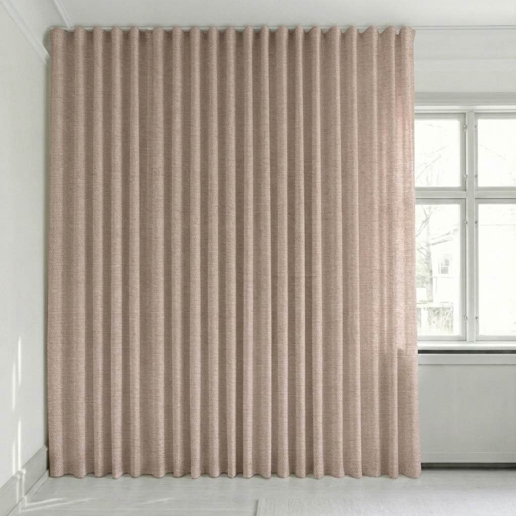 Semitransparent gardin på mål – Disa