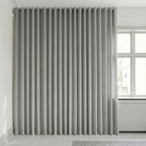 Velourgardin på mål – Bris - Medium Gray - C2620